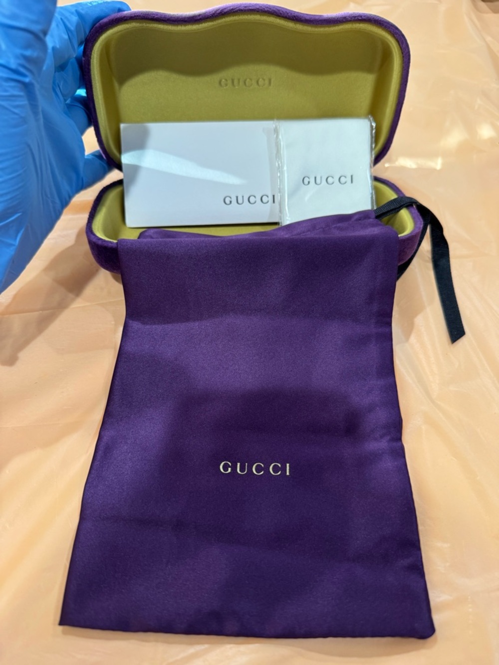 Gucci Sunglasses Cases in Teal and Purple - Picture 6 of 6